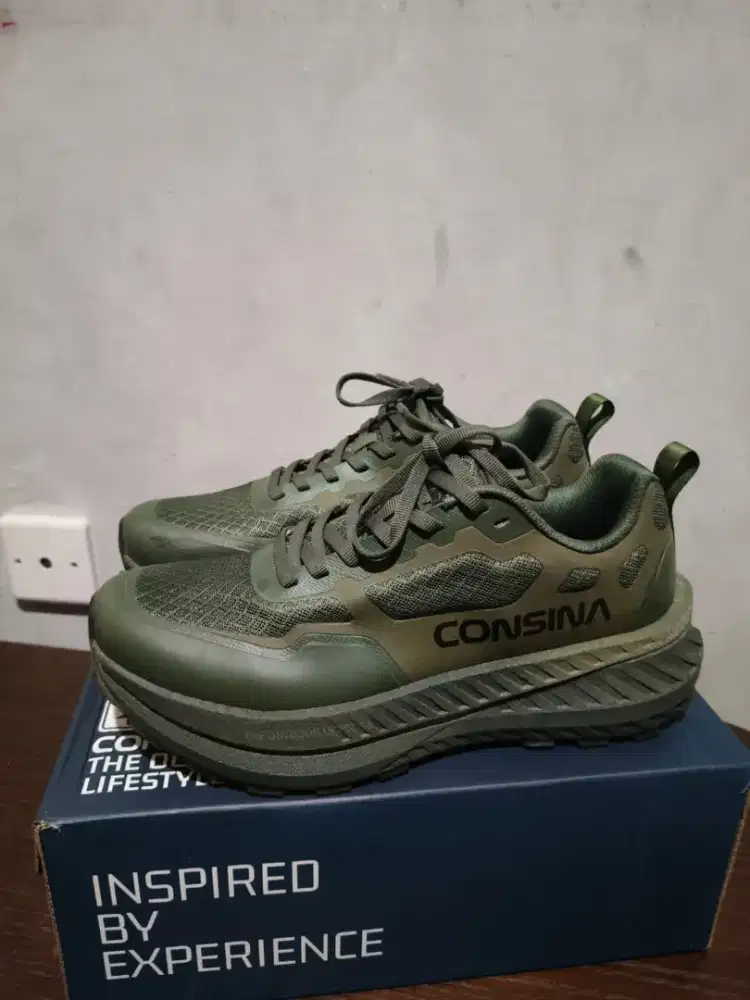 Sepatu Consina Unisex