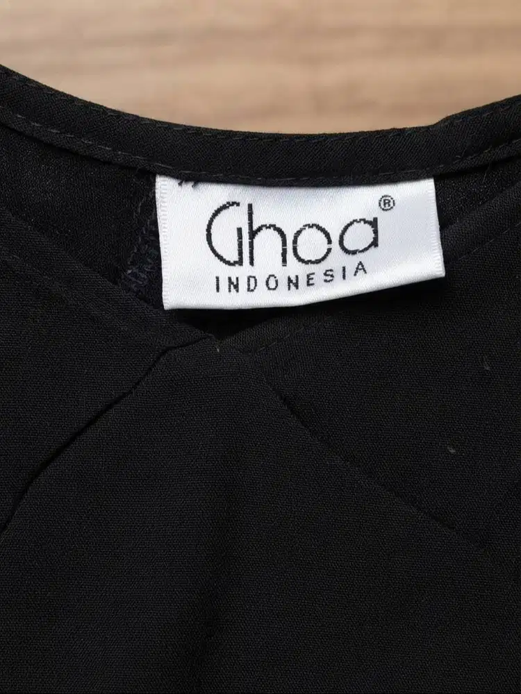 LONG DRESS PESTA GHOA – HITAM PEKAT – SIZE M – PRELOVED LIKE NEW