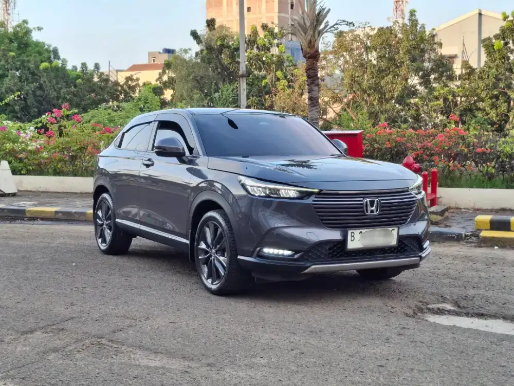 HRV SE NEW MATIC KM 20 RBUAN THN 2023 ISTIMEWA