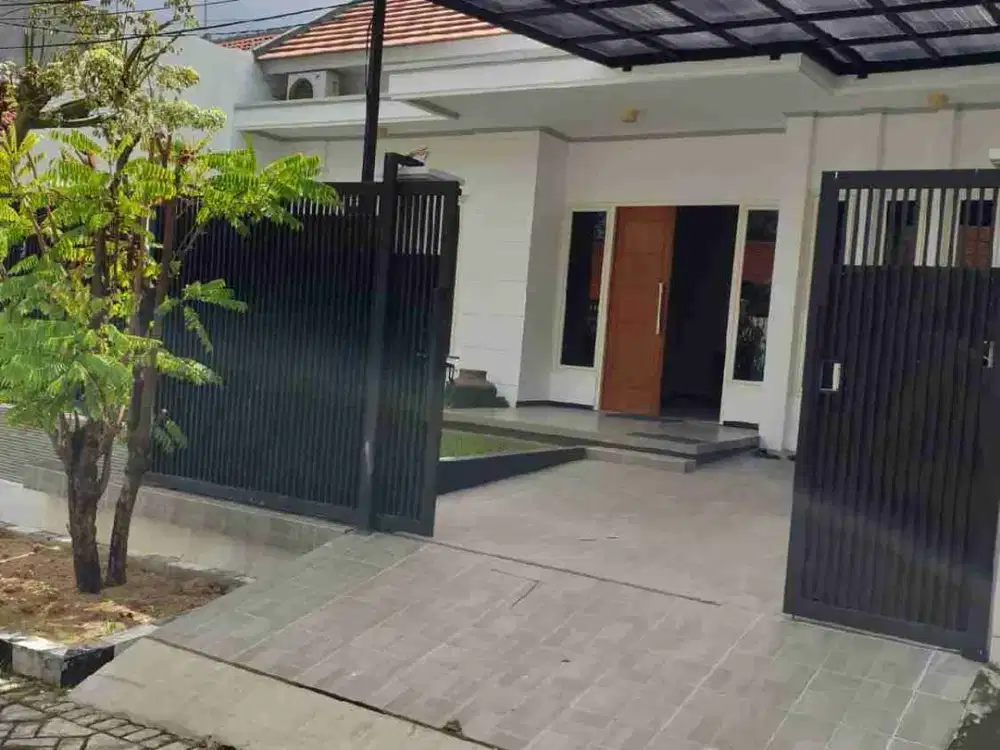 Disewakan Rmh baru renovasi full perabot Darmo Permai Selatan.