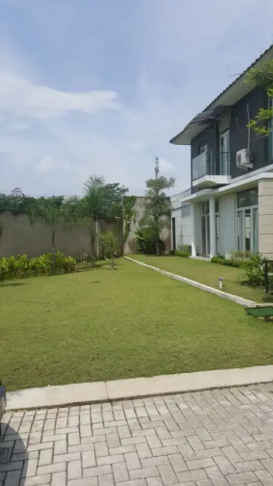 Disewakan / dijual rumah cantik luas tatar Candraresmi KBP Bandung