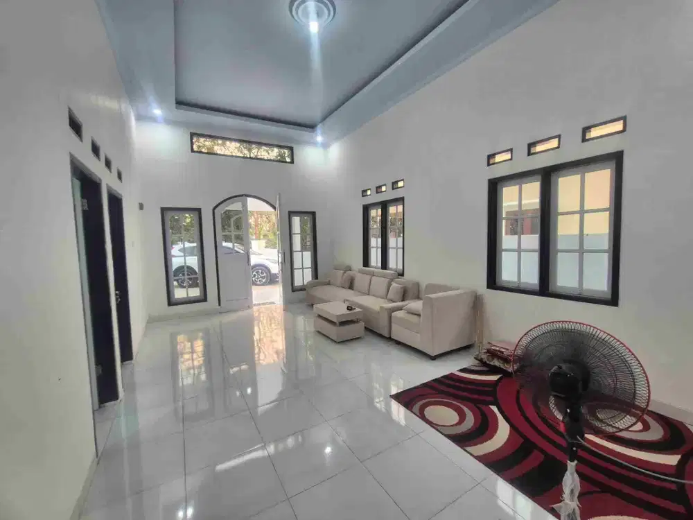 rumah kampung pinggir jalan deket polda dan kp3b