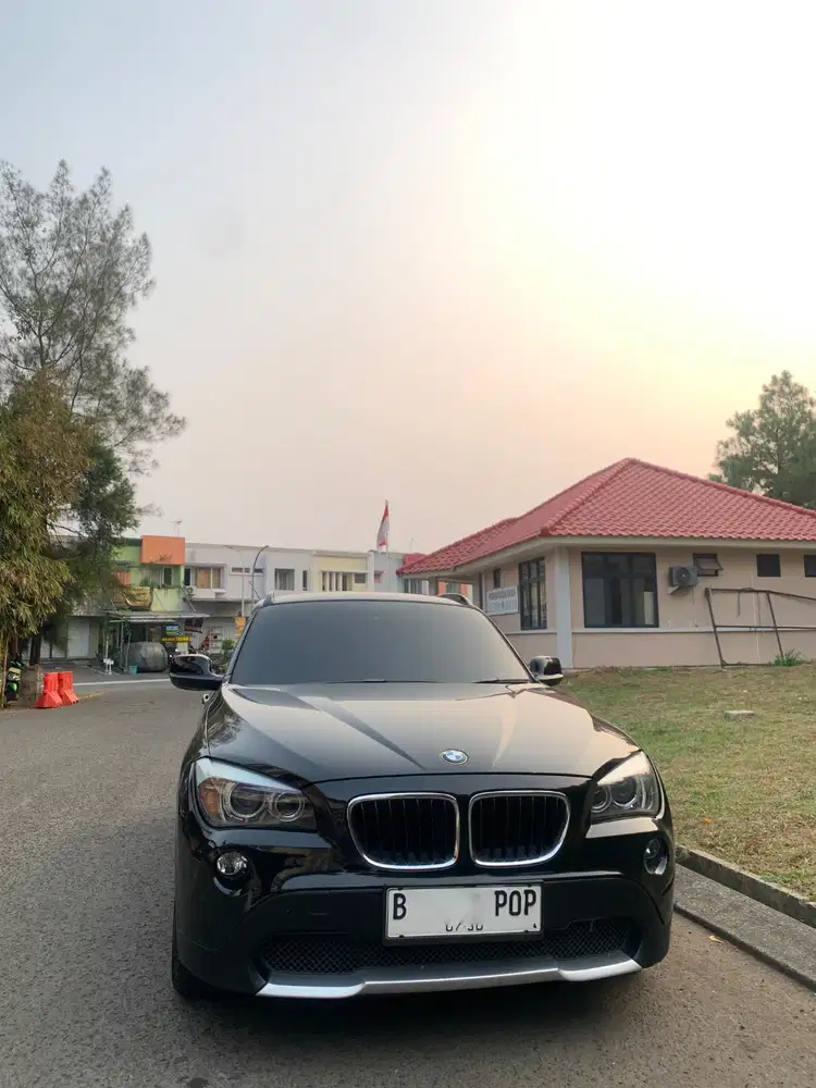 Dijual BMW XI SDRIVE 18i AT
