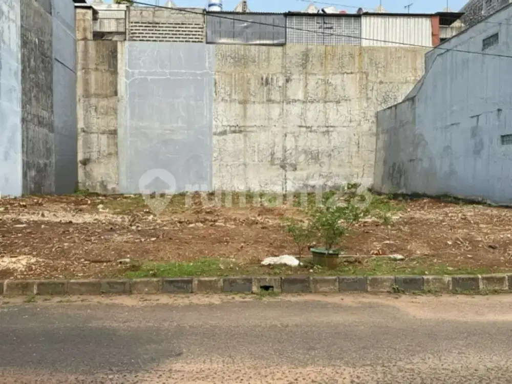 Kavling Luas 475 M² bisa Jadi 2 Rumah Sektor 1 E