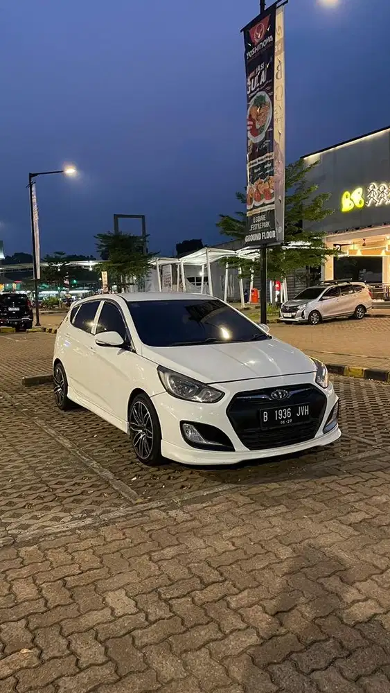 Hyundai Grand Avega 2012 GL AT Putih