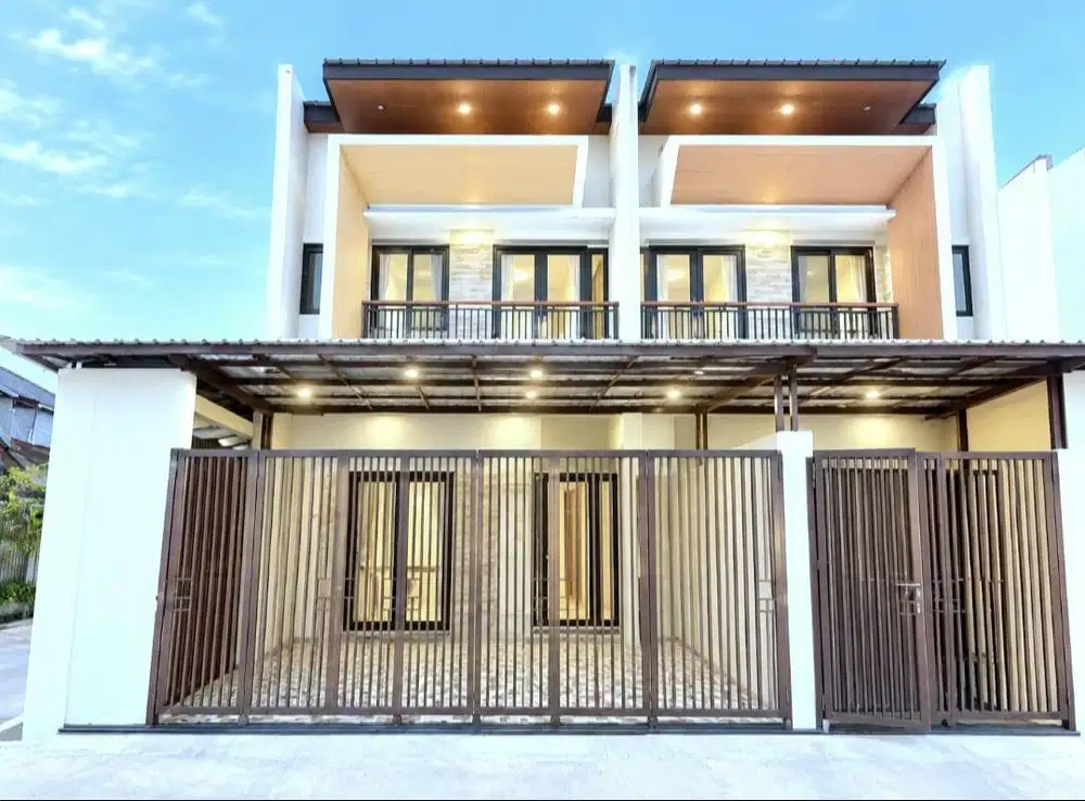 Dijual Rumah Baru Hook di Taman Kopo Indah Bandung