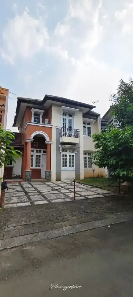 Jual Cepat! Rumah Pesona Vienna Kota Wisata Cibubur, Halaman Belakang