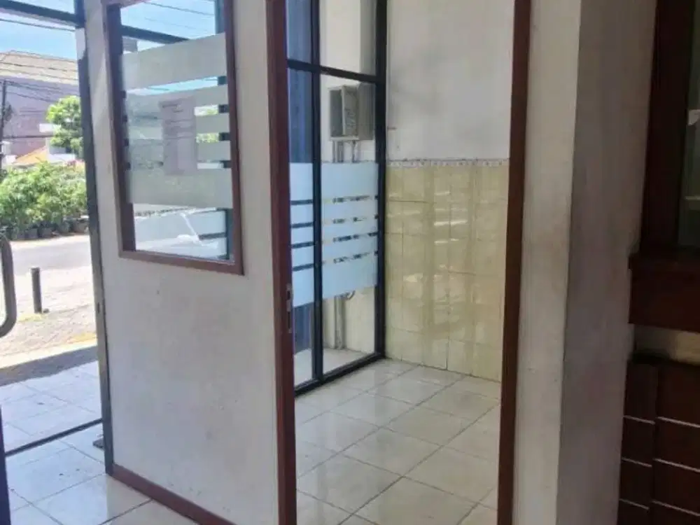 RON.A2768 MURAH RUKO 4 LANTAI TENGGILIS BARAT SURABAYA SIAP PAKAI USAHA