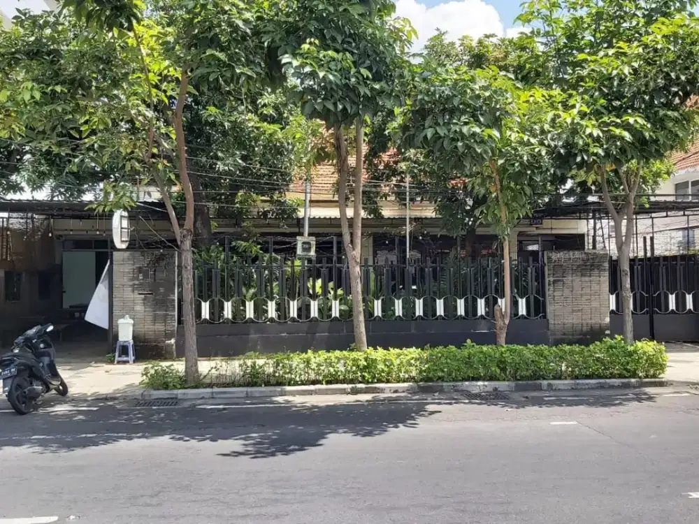 Rumah Bagus Area Komersial SHM di Pusat Kota Raya Kartini