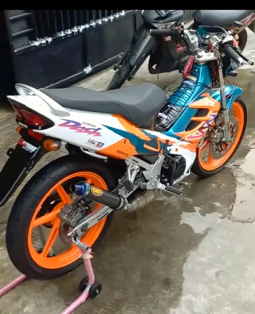 Jual honda nova dash edisi repsol full upgrade