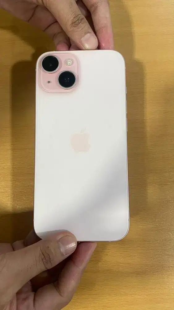 Jual iPhone 15 128GB Pink iBox (PA/A)