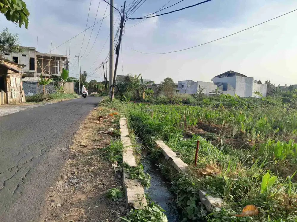 di jual  tanah murah luas 326m harga di bawah pasaran bogor kota hrg 2.1jt/m nego