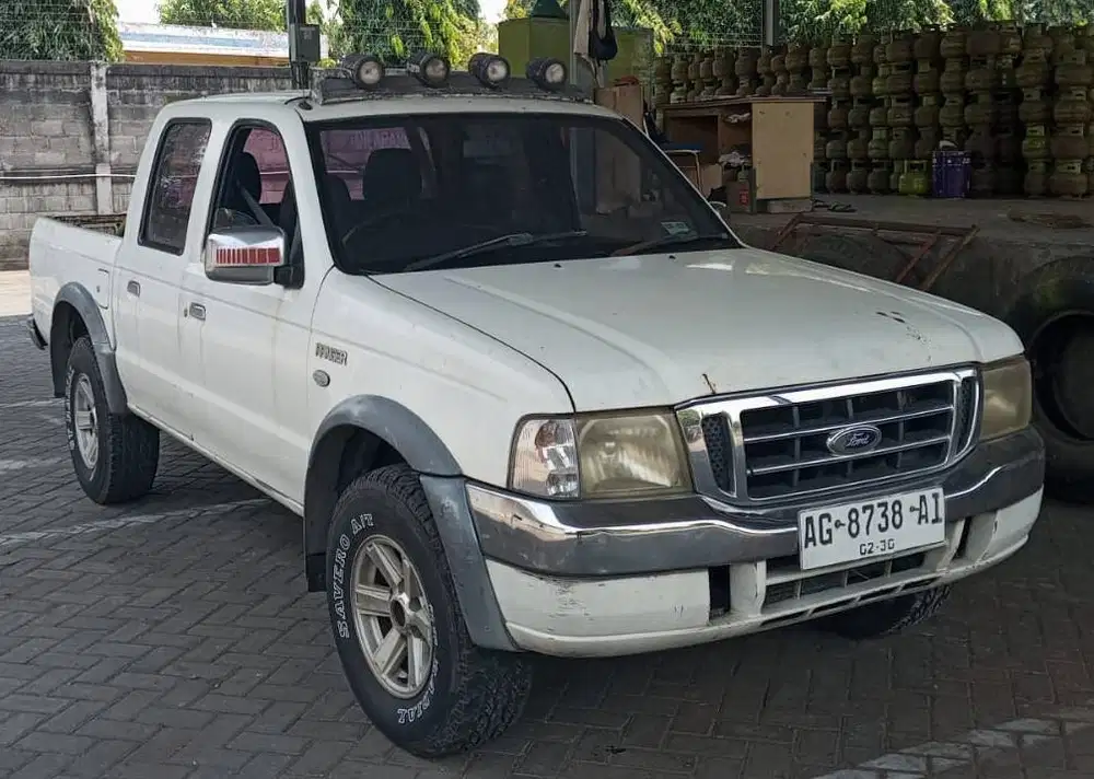 JUAL FORD RANGGER DOUBLE CABIN 2.5 XLT Solar-mt