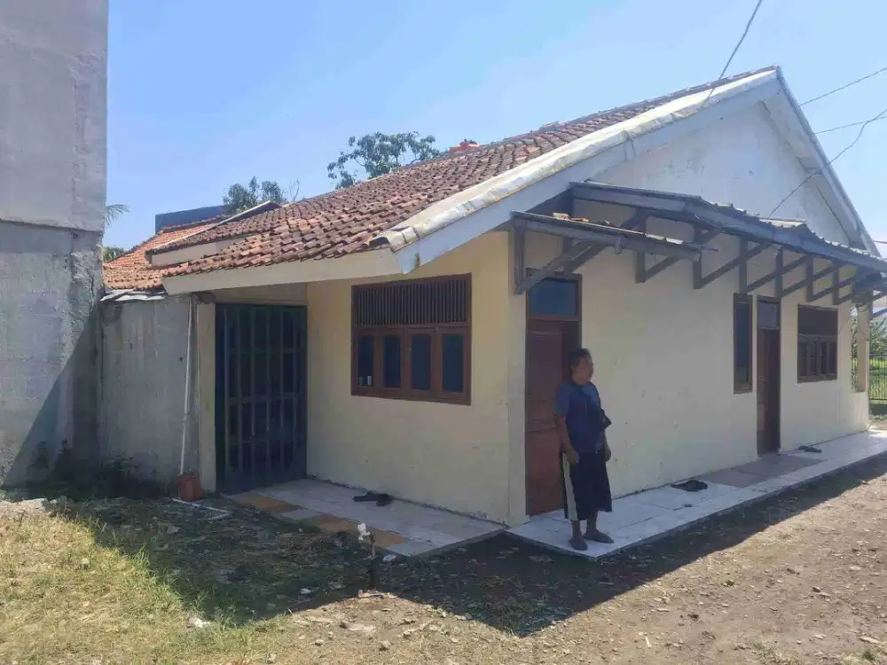 DIJUAL RUMAH HITUNG TANAH + KONTRAKAN 5 PINTU CIPADUNG GEDEBAGE BANDUNG