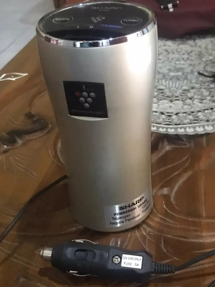 Sharp Car Air Purifier IG-DC2Y Champagne Pembersih Udara Kabel Lighter