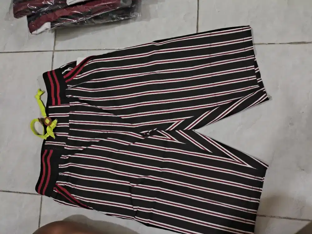 Paket 11pcs sisa stok online shop barang baru