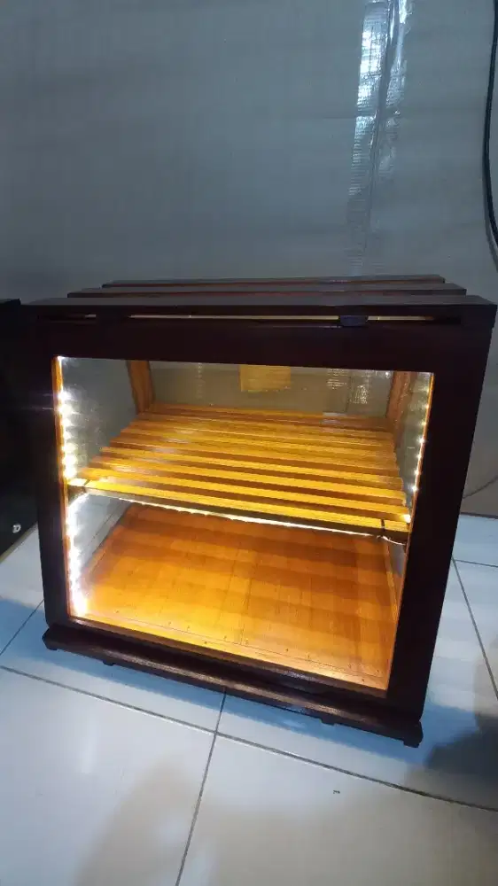 RAK DISPLAY MAKANAN