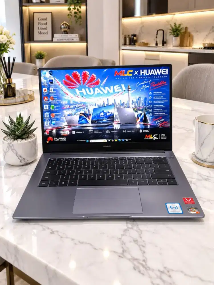 Laptop HUAWEI Mate RYZEN 7 SSD 512Gb RAM 8Gb Body SLIM