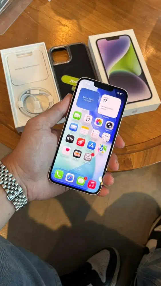 iPhone 14 Basic 256GB (Resmi Beacukai)
