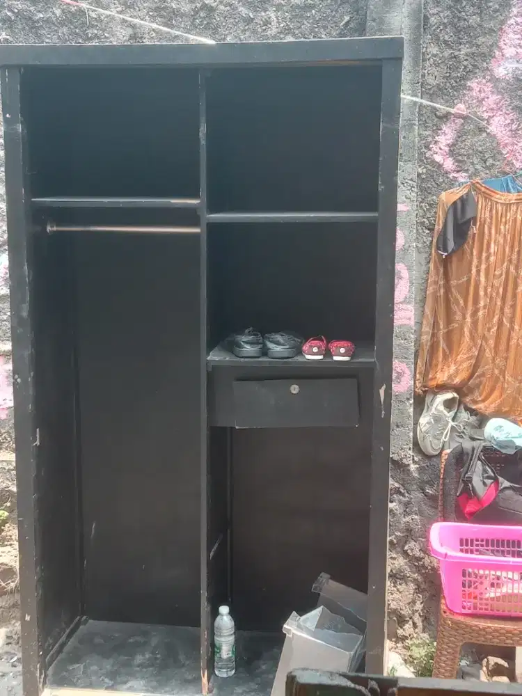 Dijual lemari jati 2 pintu