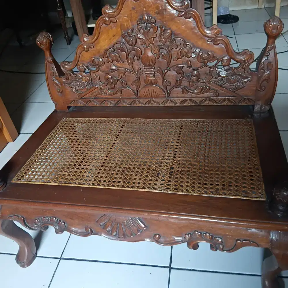Bangku kayu jati