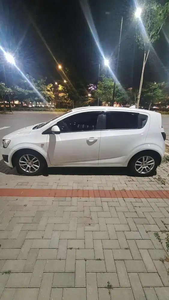 Chevrolet Aveo 2014 Bensin