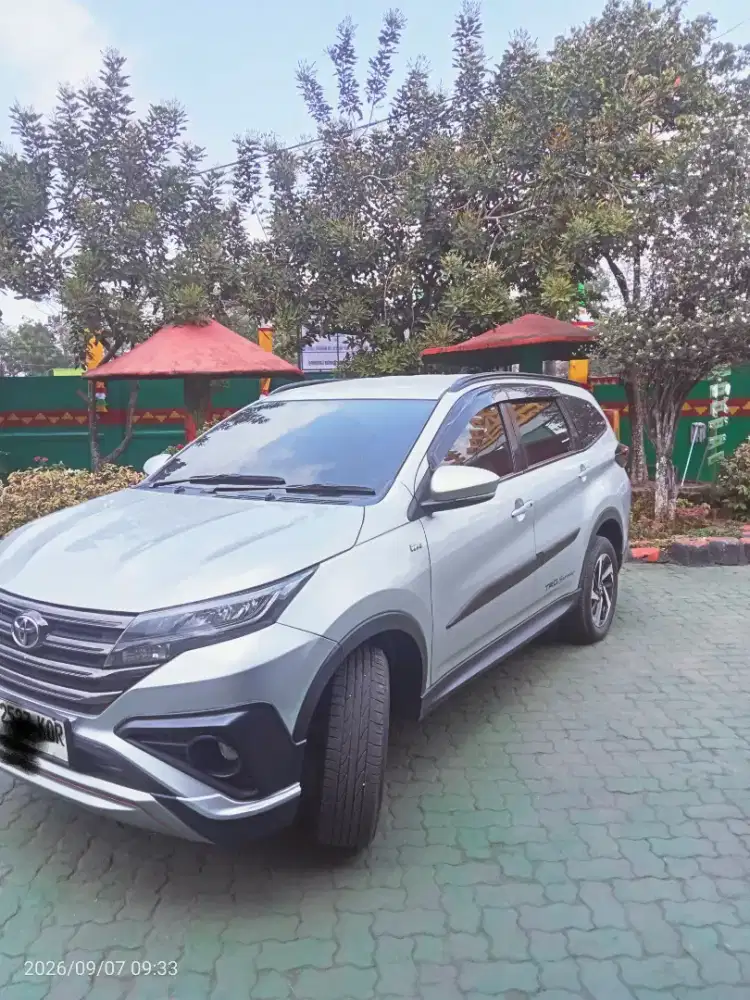 Dijual Rush Trd Sportivo 2019 pemakaian 2020