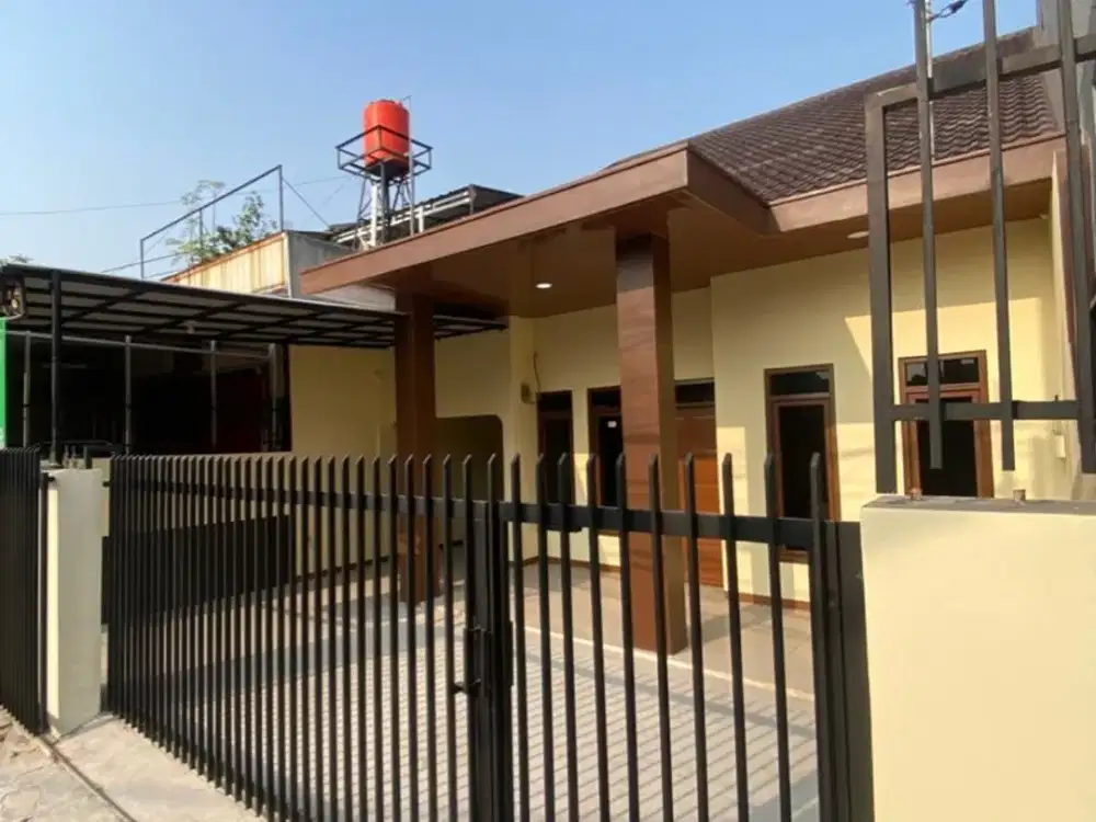 Sewa Rumah Luas Cocok Kantor di Antapani Raya dekat Gasmin Potensial Bisnis.