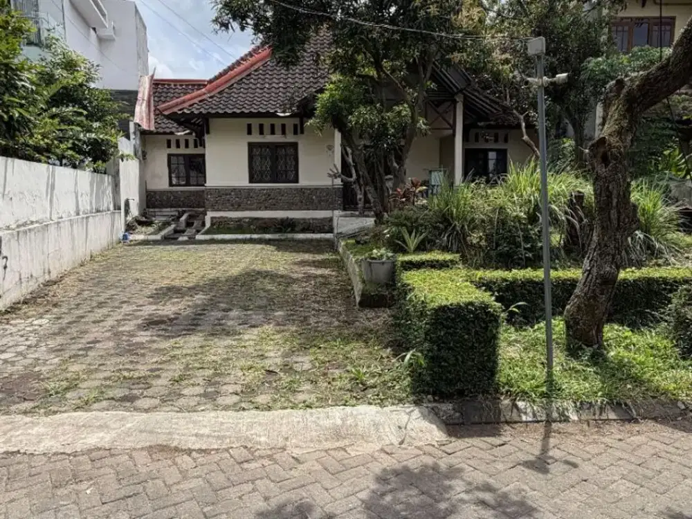 Rumah LELANG Murah Strategis Nyaman di Komplek Tamansari Bukit Bandung