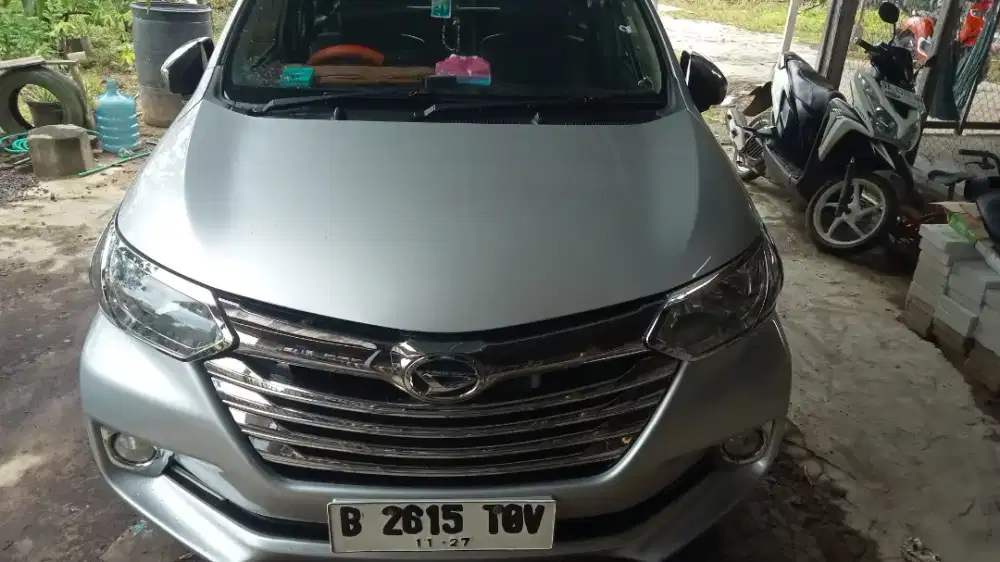 Jual mobil bekas