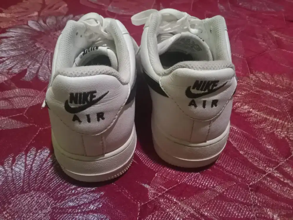 Jual sepatu sport