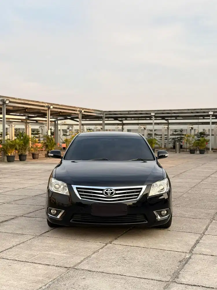 SEDAN PALING ENAK!! PERTALITE Toyota Camry 2.5 V 2010