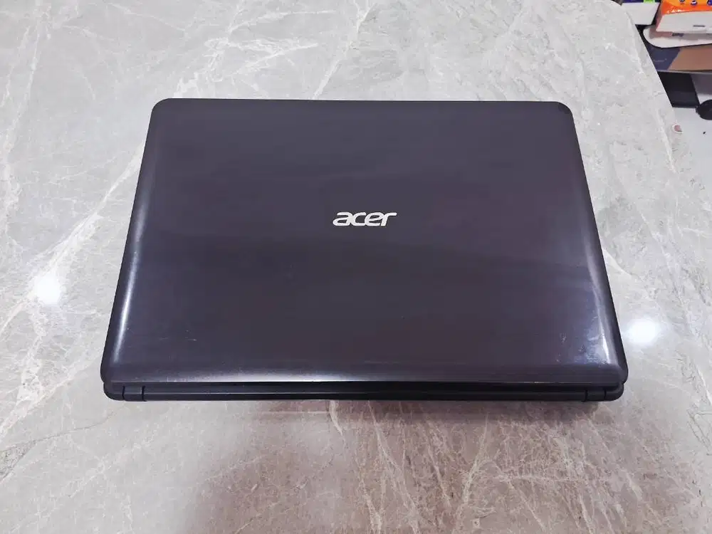 Core i3 2.4GHz 4GB SSD ReadyUp Batre KUAT Laptop ACER 14in MULUS Grnsi
