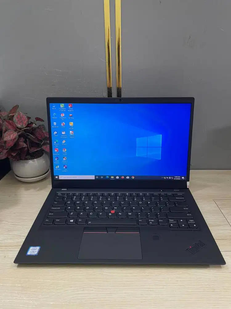 Laptop Lenovo Thinkpad X1 Carbon Core i7-8550U RAM 16GB N-ETM