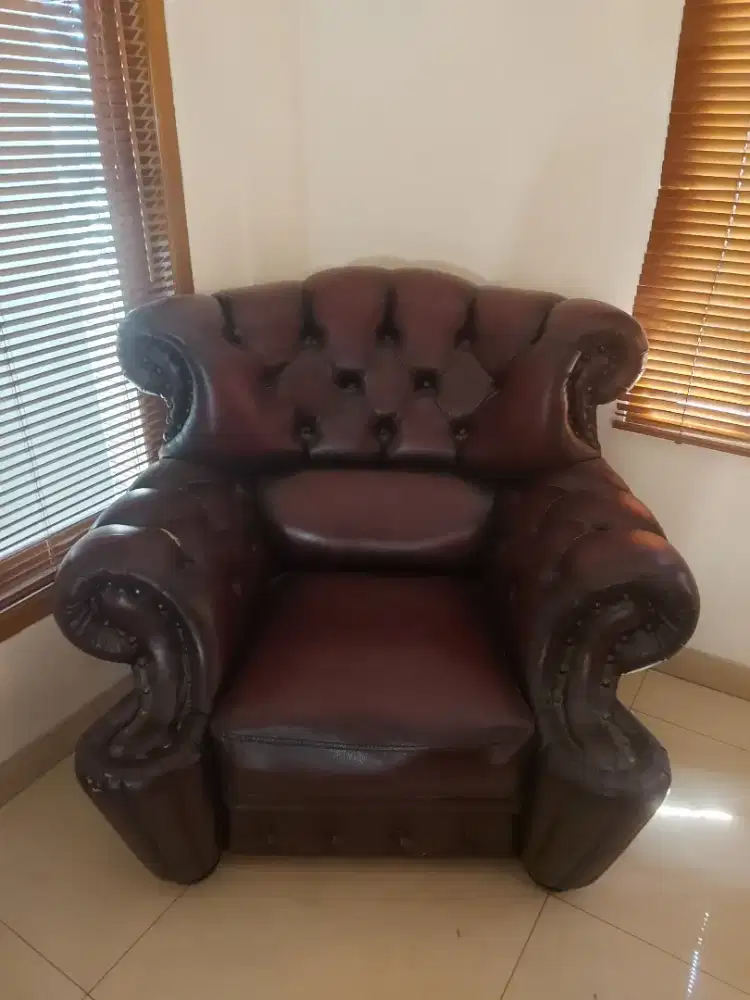 Dijual cepat Sofa Jaguar 321