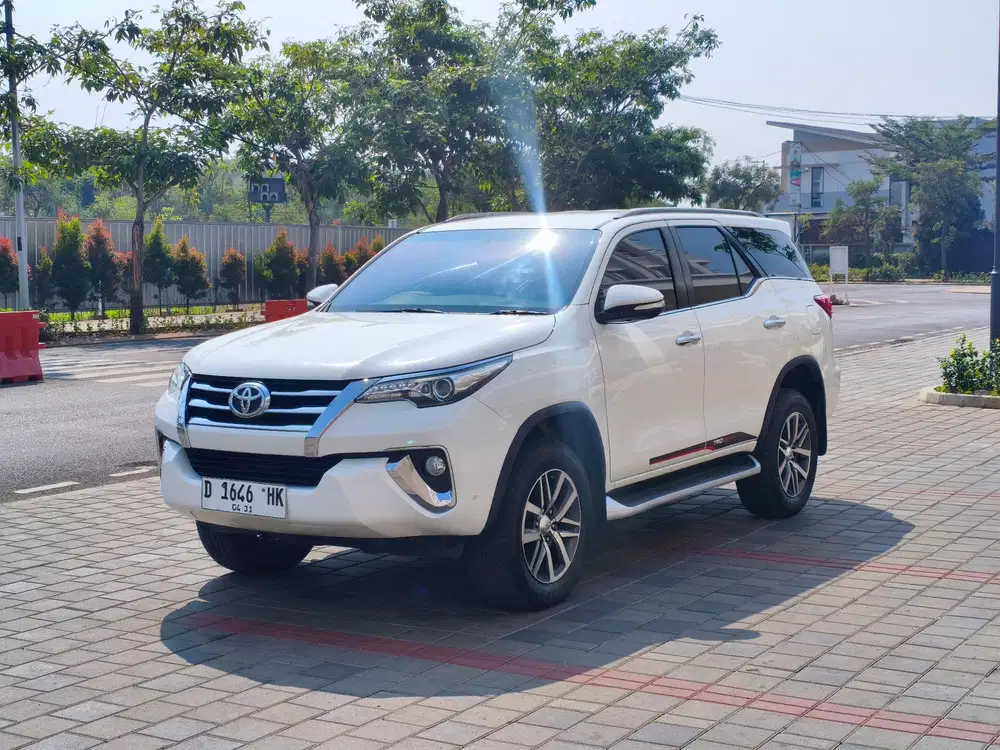 Fortuner VRZ Diesel 2016 Putih DP 15Jt!