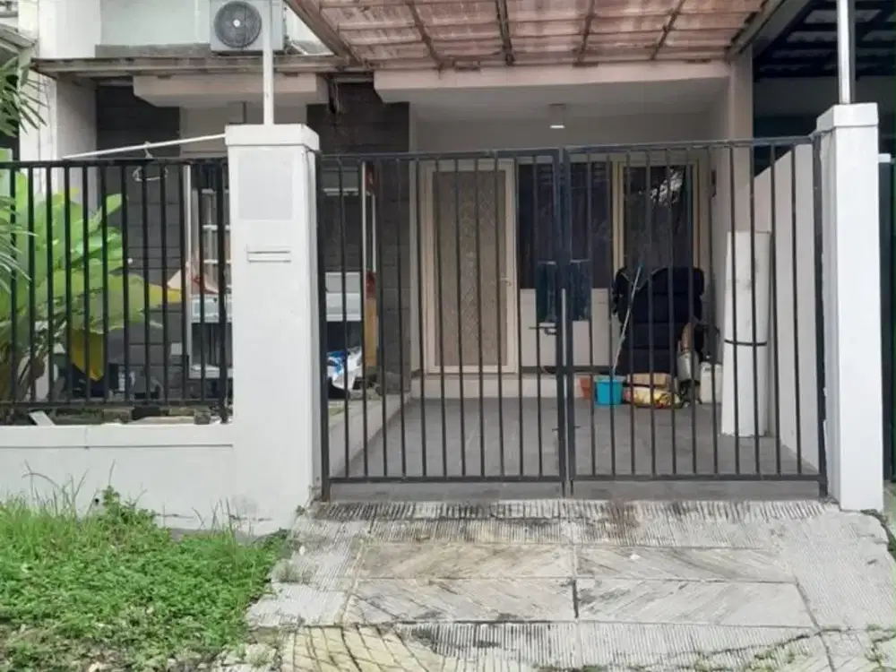 Disewakan Rumah Alam Galaxy dekat G walk PTC Surabaya Barat REV.A1145