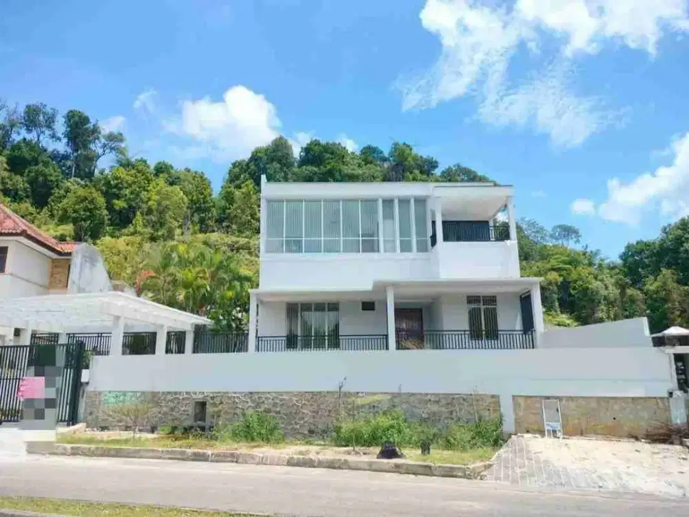 Rumah Mewah di Bukit Indah Sukajadi dekat Kota Batam