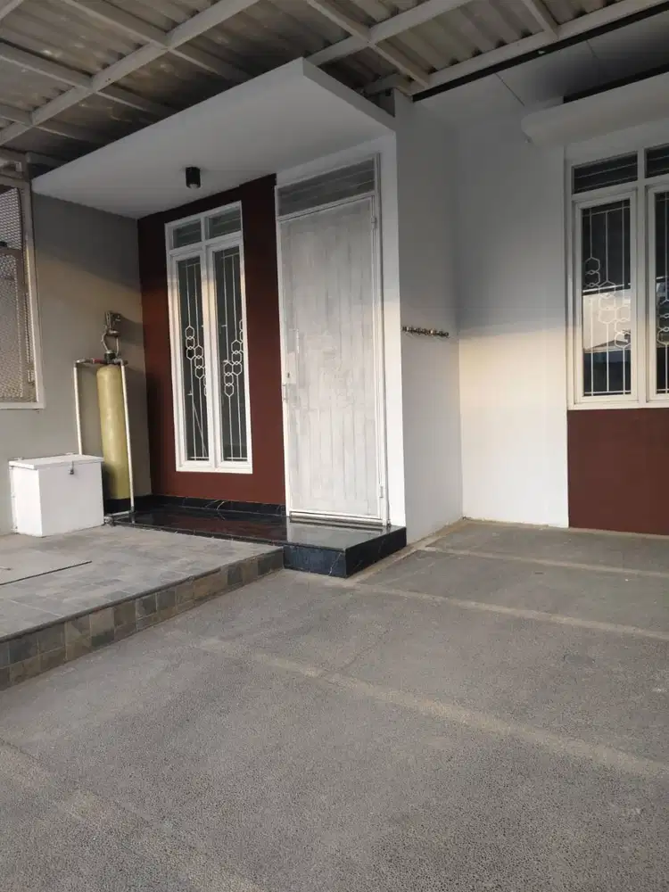 Dijual Rumah Minimalis Furnished di Taman Kopo Indah TKI 1