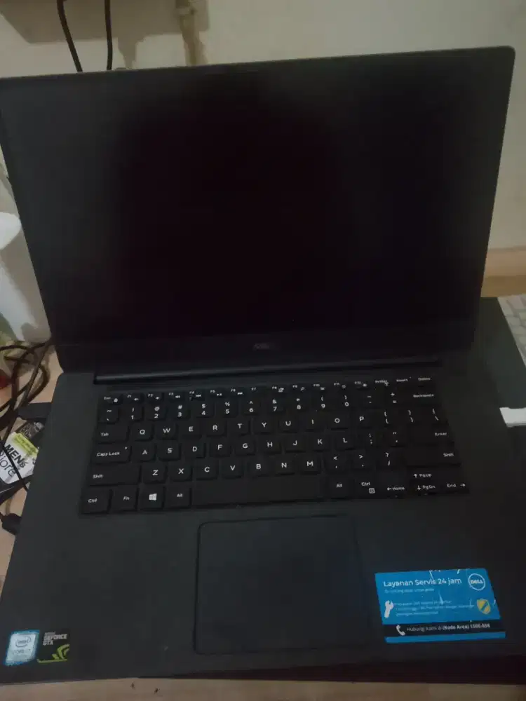 Jual bu laptop dell xps 15 9560