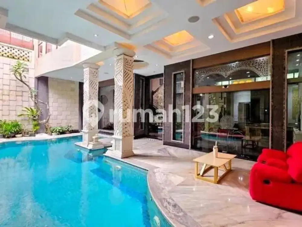 Rumah Mewah Pondok Indah, Jakarta Selatan