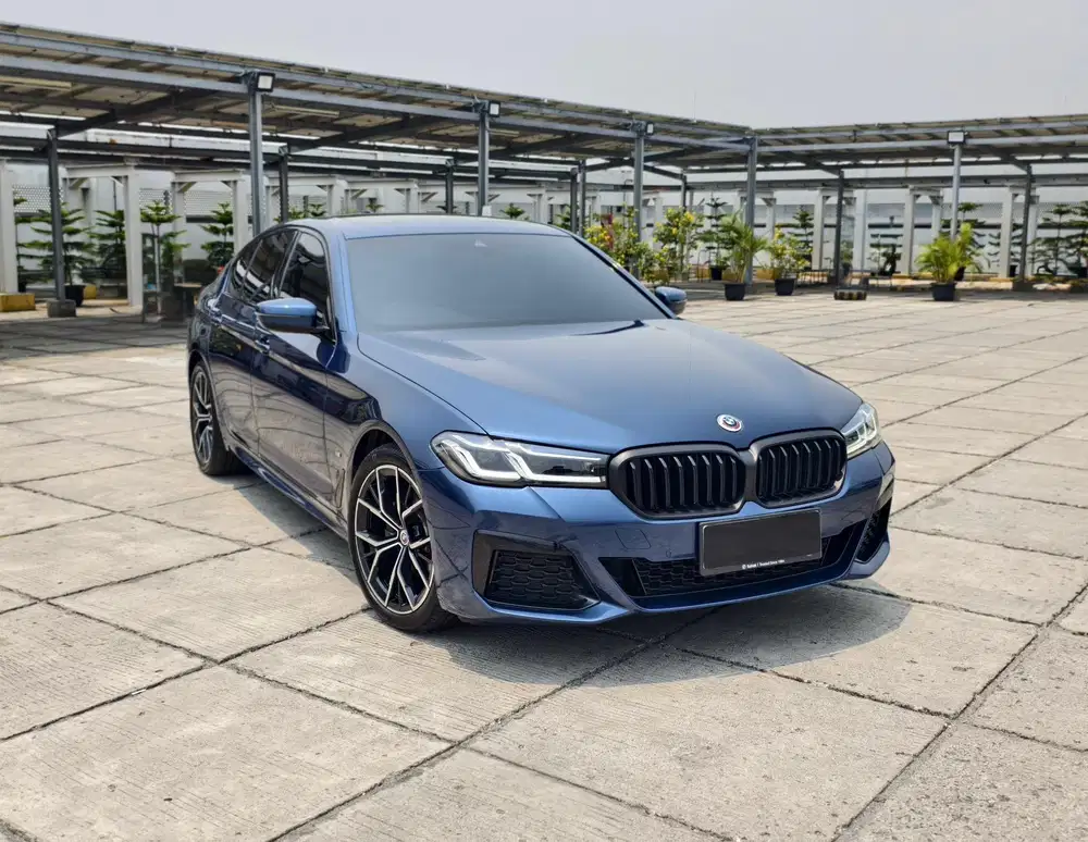[KM 10.000]BMW 520i LCI M SPORT G30 JAHRE EDITION 2022 LIKE NEW