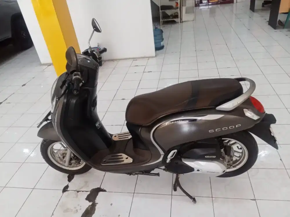 Dijual scoopy thn 2022 remote