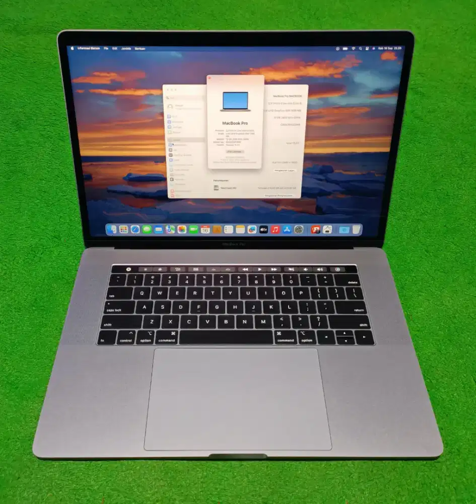 MacBook Pro 2019 15inch i9 16/512 Grey Touchbar Dual VGA Murah