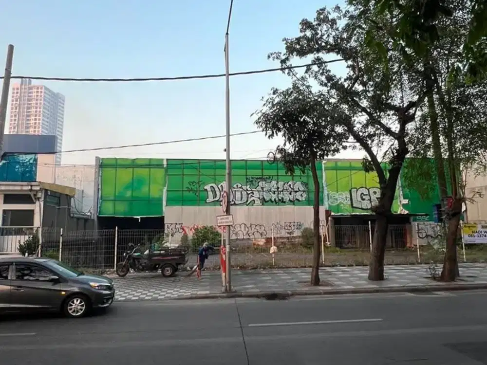 Dijual Bangunan dengan Lokasi Terbaik di Mayjend Sungkono, Surabaya