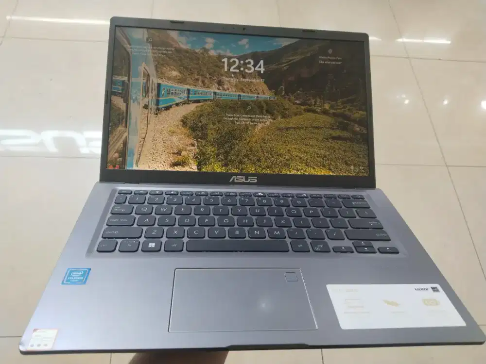 Dijual laptop Asus Vivobook A416M Intel n4020 Ram 8GB DDR4 SSD 256GB