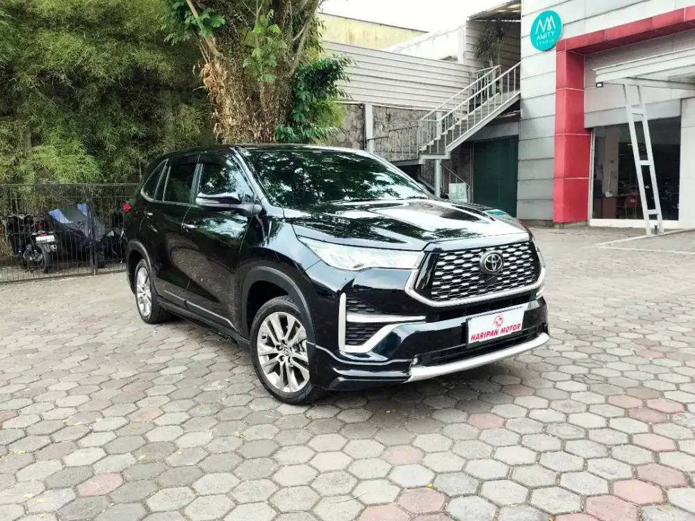 Toyota Innova Zenix Q Hybrid CVT 2025