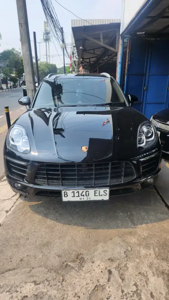 Porsche macan 2015 AT km 88rb sunroof moonroof panoramic siap pakai