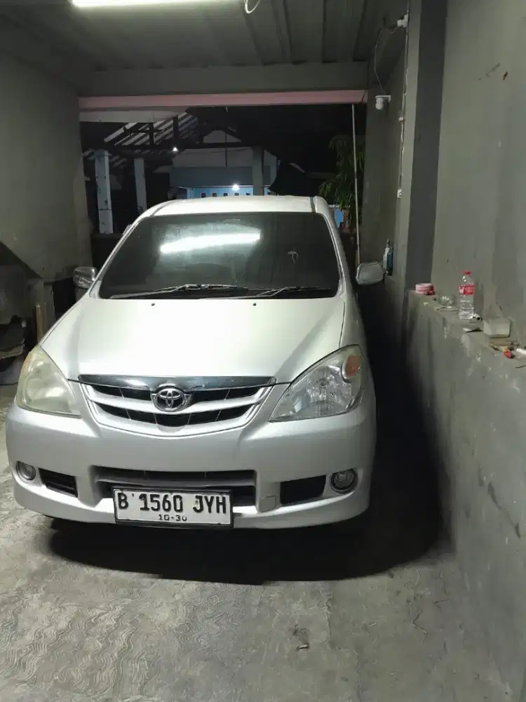 Toyota avanza E 1.3cc manual