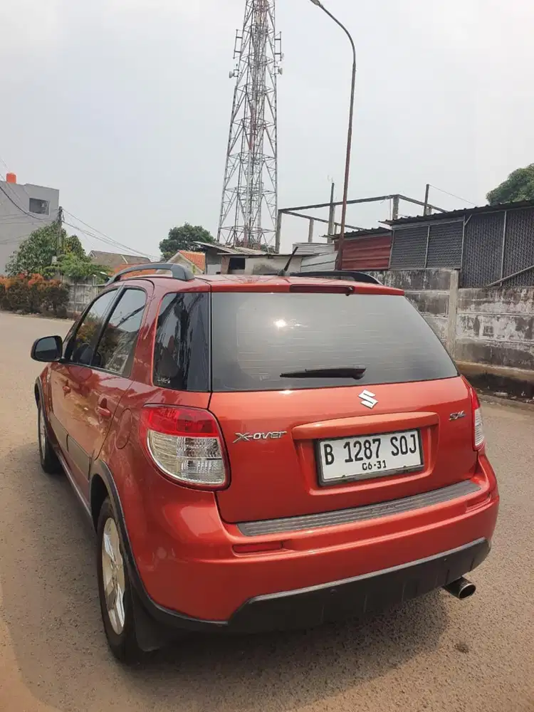 Suzuki Sx4 X-Over 2011 Siap Gas!